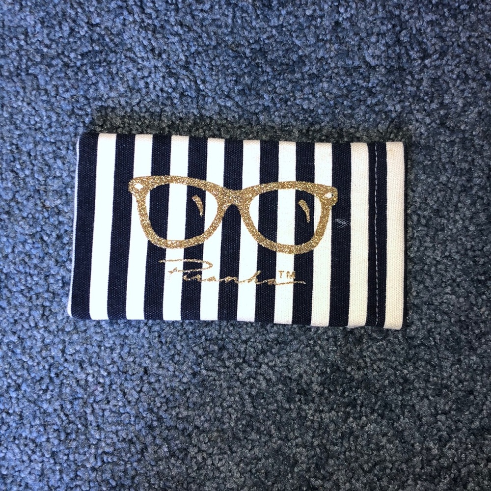 Sunglasses Pouch